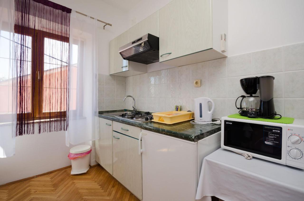 Apartments Mirjana B Lopar Exteriör bild